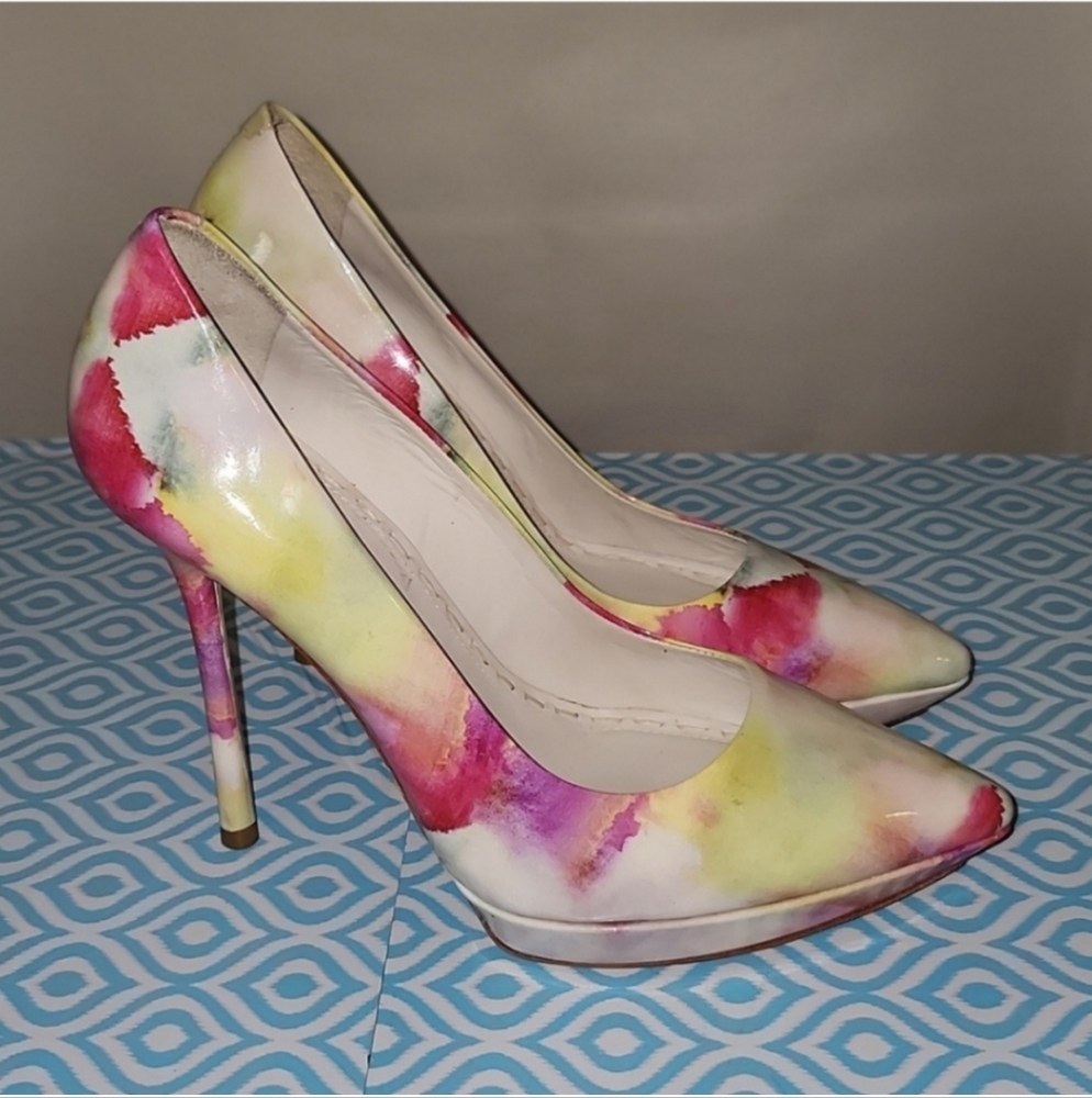 Alice + Olivia Danny Watercolor Patent Leather Pumps size euro 38 or 7.5
